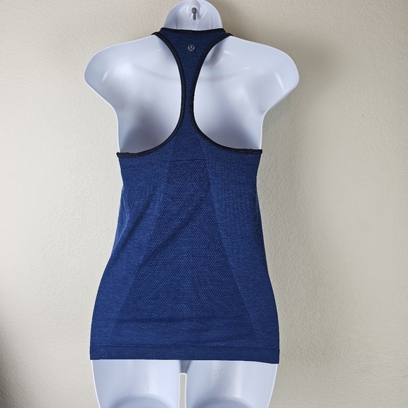Lululemon Ebb & Flow Racerback Tank Size 6 Poseidon Blue Hydra Blue - Picture 9 of 15